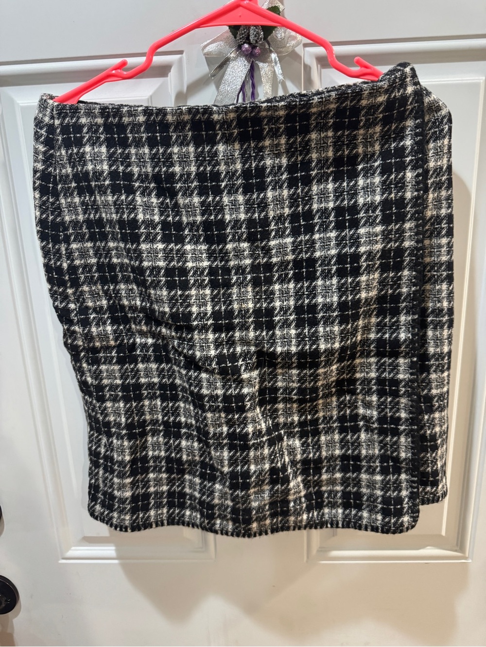 Eddie Bauer Black and White Plaid Pencil Skirt